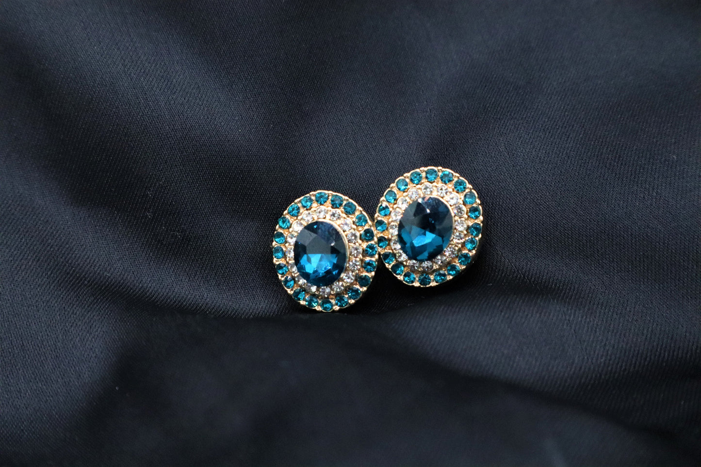 Hijab Pins With Magnet To Wear With Hijabs, Scarfs, Shirts, Blouses and Chiffon - Set of 2 (Blue)