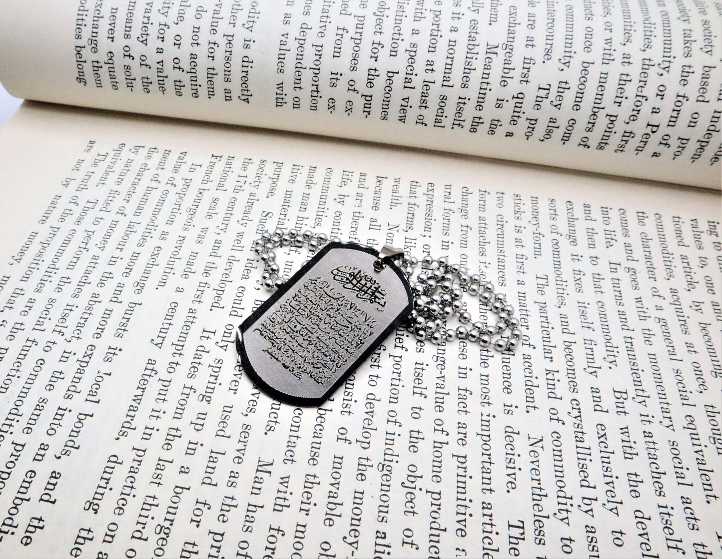 Personalized Allah Necklace Pendant With Custom Engraved Message and Ayatul Kursee To Give As Islamic Gifts For Special Occasions For Muslim