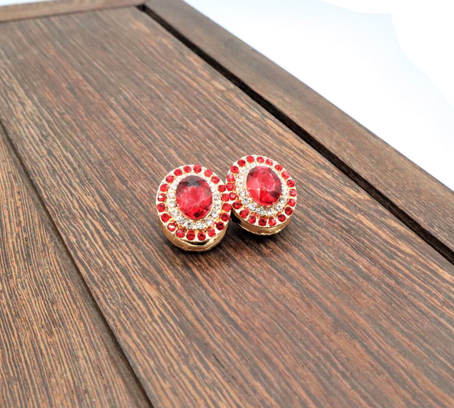 Hijab Magnet Pins That Are Magnetic To Wear With Hijabs, Scarfs, Shirts, Blouses and Chiffon - Set of 2 (Red)