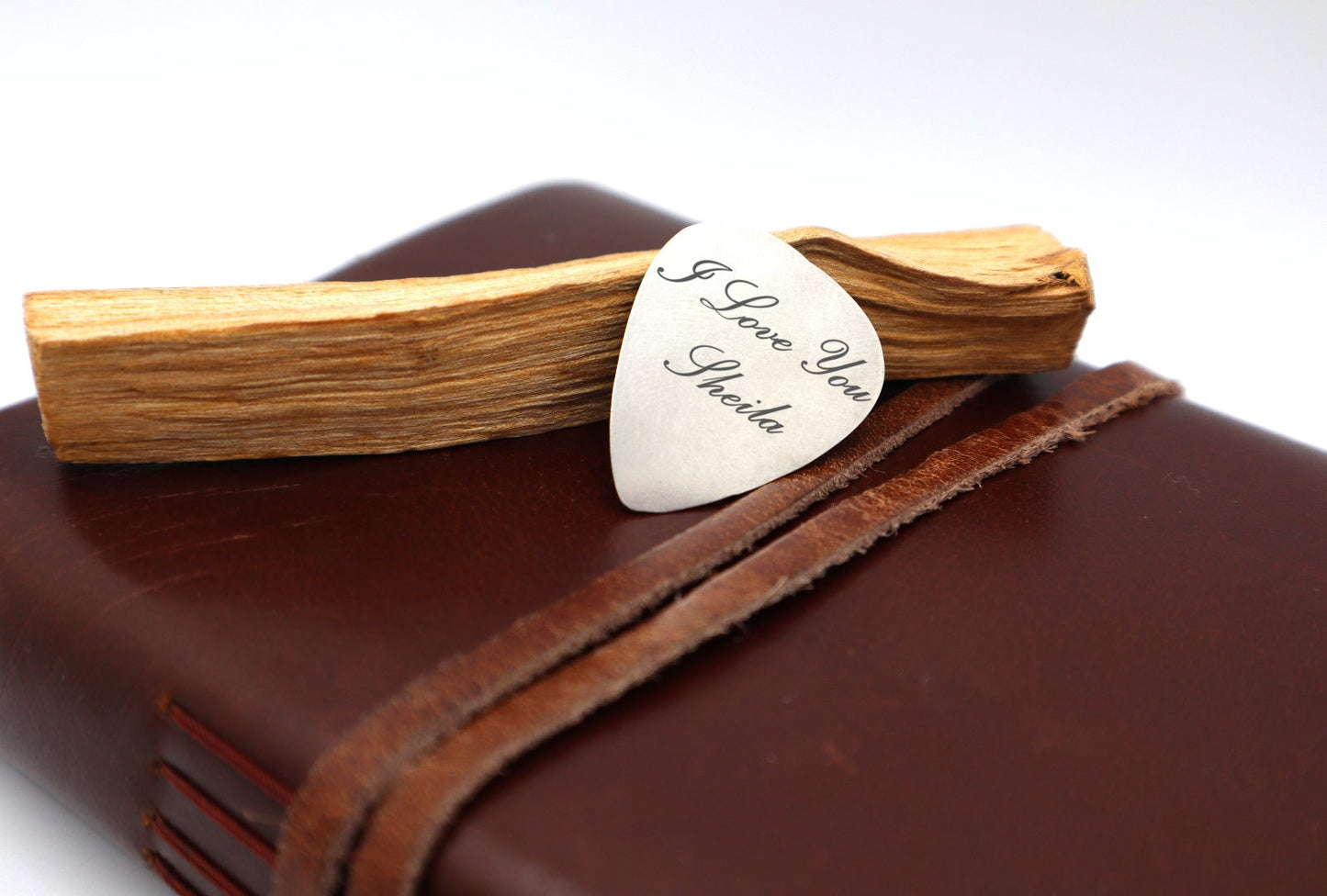 Custom Guitar Pick And Holder | Personalized Guitar Plectrums With Leather Case Keychain | Gift for Husband Dad Boyfriend Gift For Him Music
