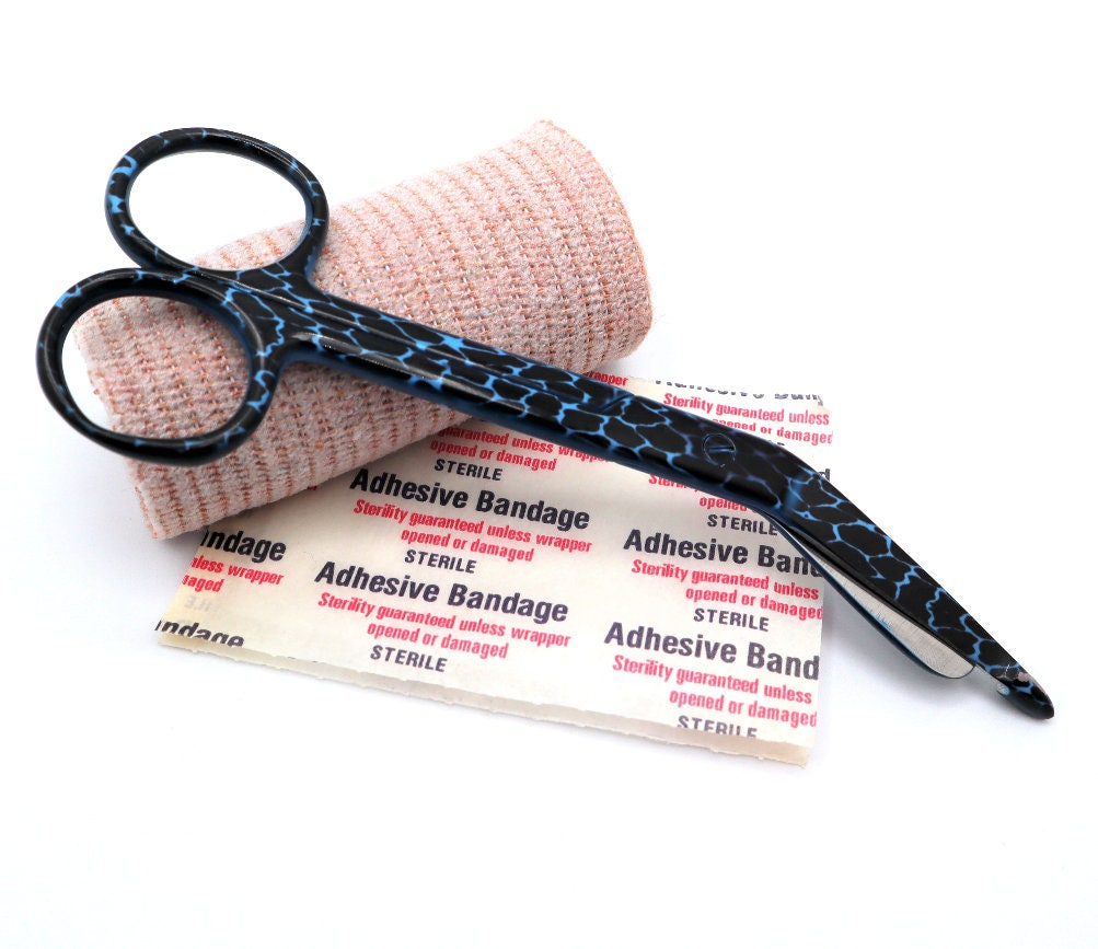 Custom Nurse Appreciation Bandage Scissors, Gift For Vet Tech Veterinary Nursing & Vet Students, Personalized Gifts for RN, Nurse Badge Reel