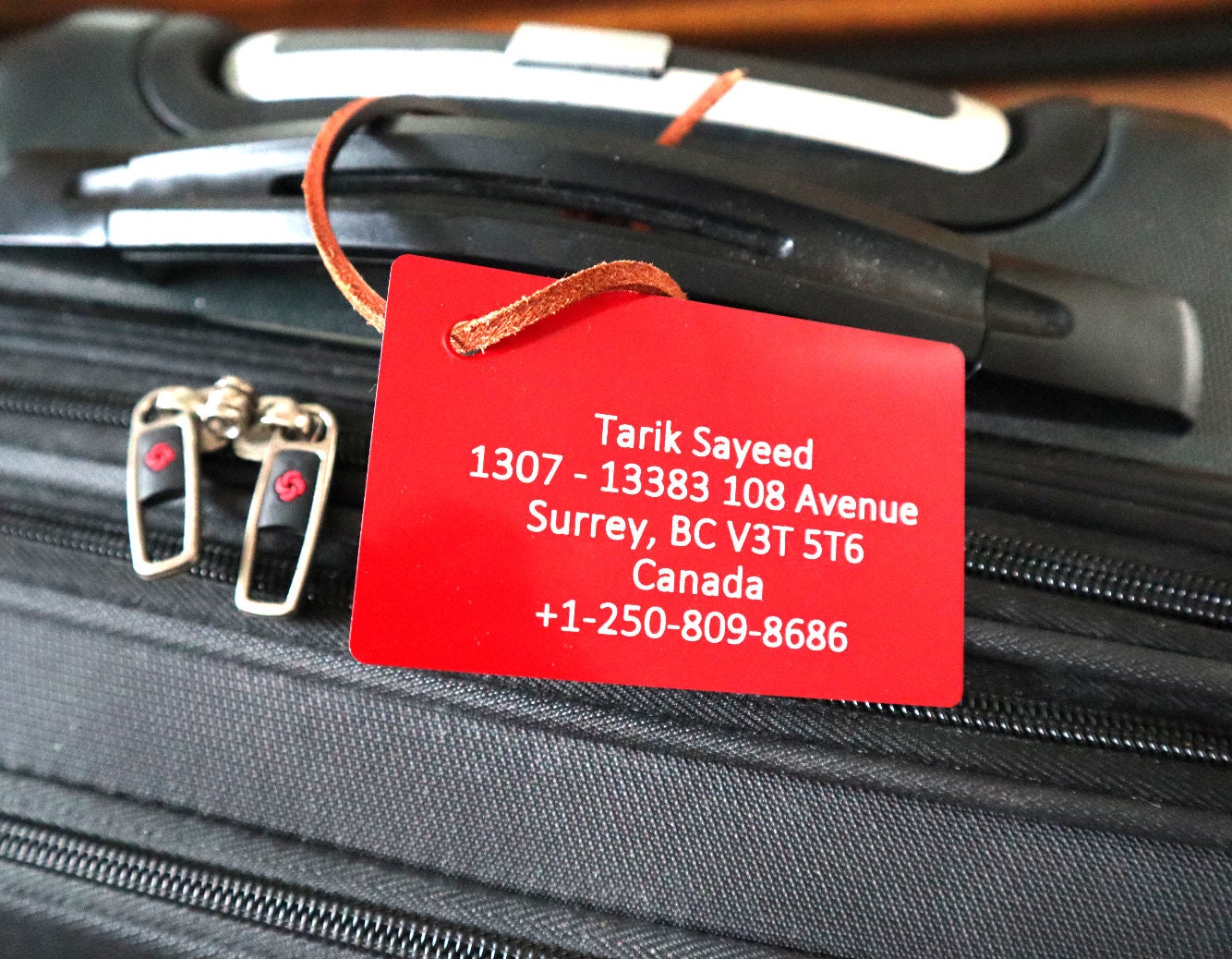 Luggage Tag Personalized For Globetrotter Traveler With Custom Engraved Contact Card | Travel Gift Bag Tag And Luggage Strap Accessory
