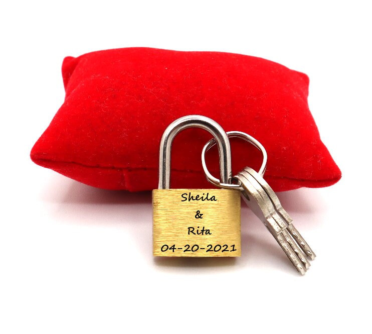 Personalized Love Lock For Valentine And Wedding Gift Engraved With Your Message | Custom Engraved Paris Love Lock Padlock With Heart Shape