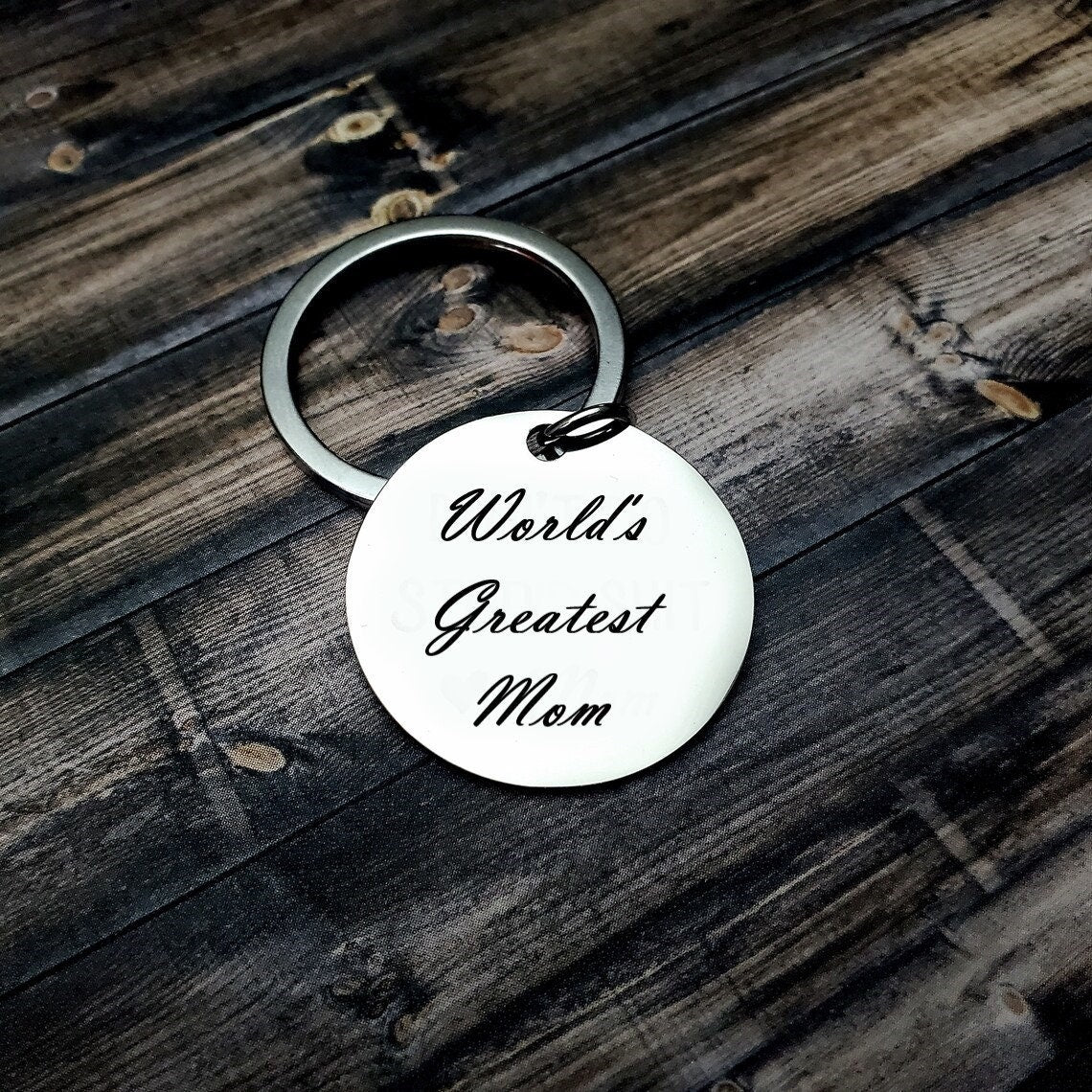 Pet Portrait Personalized Custom Keychain Perfect Gift for Dog Moms and Pet Lovers, Engraved Dog and Cat Keychain, Memorial Keepsake Gifts