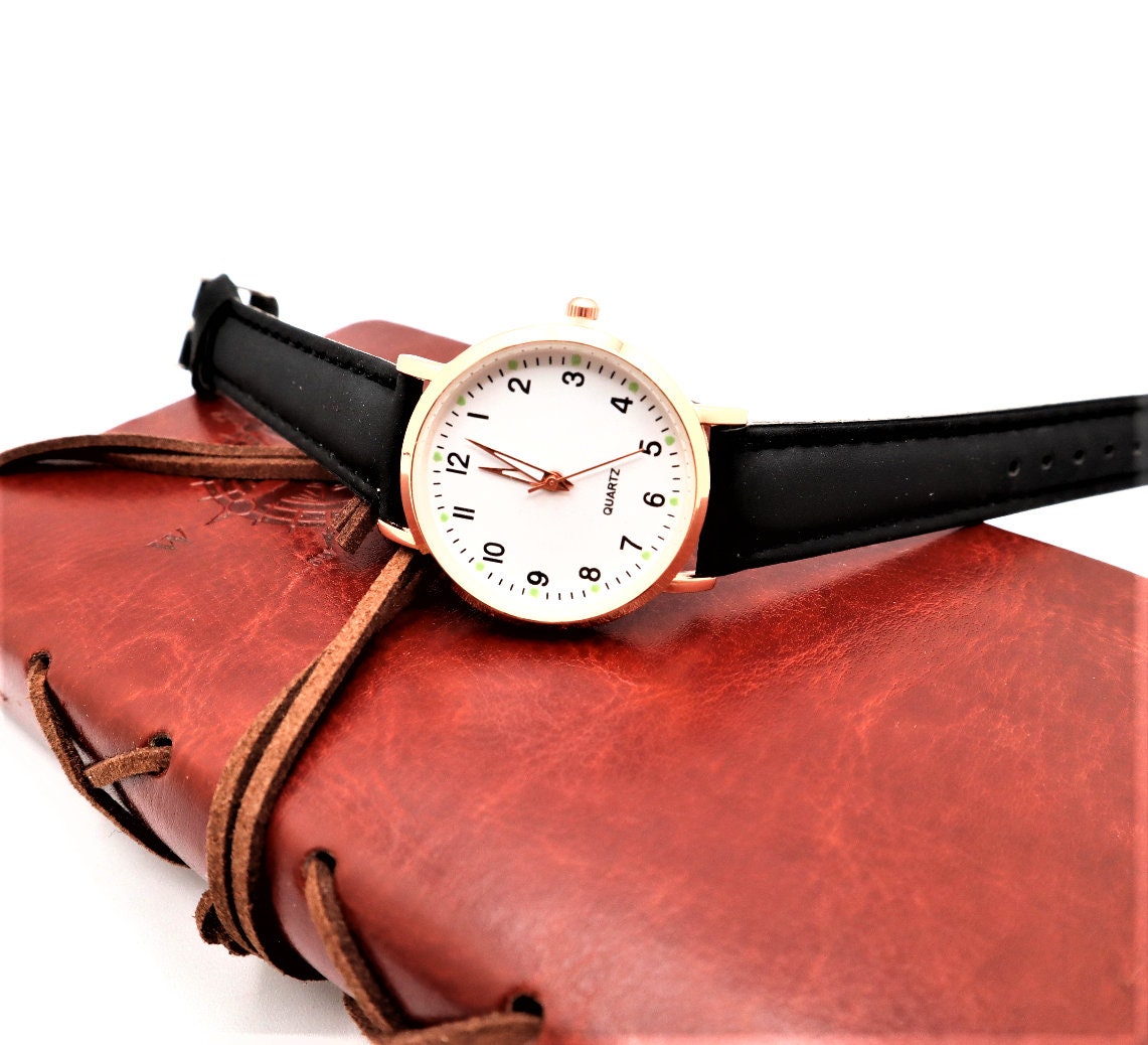 Custom Engraved Watches For Women With Personalized Dial - Unique Gift for Her, Birthday, Anniversary, Wedding, Graduation, Mother's Day Mom