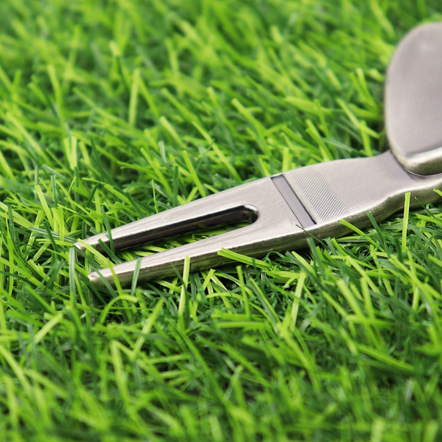 Personalized Golf Ball Marker Divot Tool, Custom Groomsmen Golf Ball Marker Gift, Engraved Father of the Groom  Gift, Customized Golf Gifts