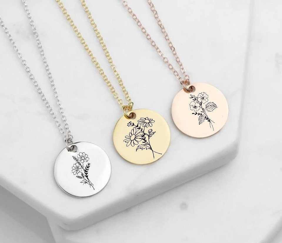 Personalized Birth Flower Necklace with Custom Engraving, Handcrafted Pendant with Birth Month Flower, Meaningful and Unique Jewelry for Her